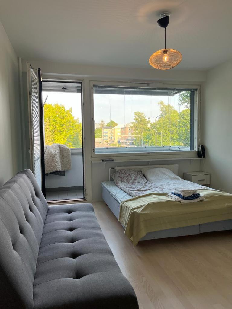 A Bright Near Metro With A Balcony Apartment